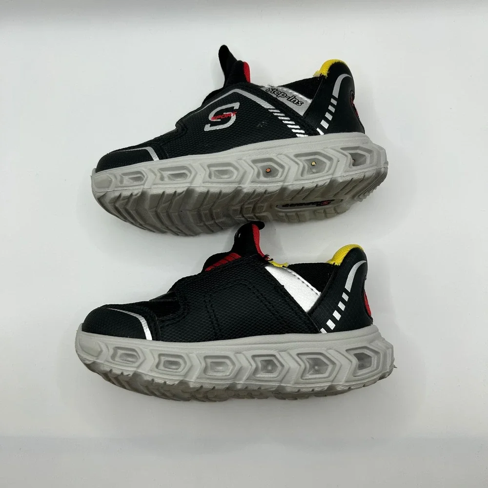 S Sport by Skechers Boys Step-ins Light Up Sneakers Black Red Yellow Size 6